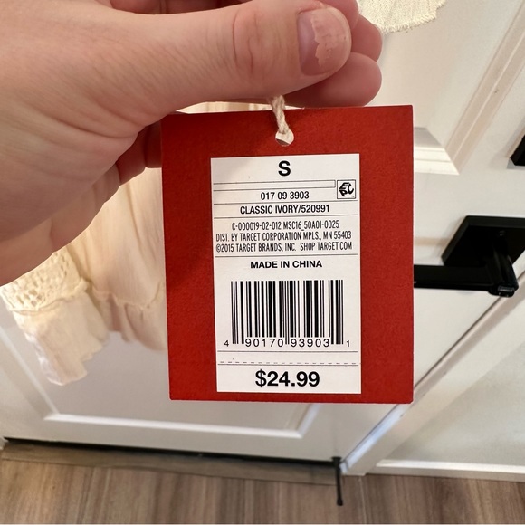 Mossimo Cold Shoulder Cream Lace Dress - Picture 5 of 5